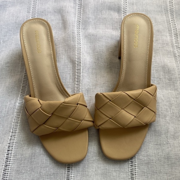 Maurices NWOT “Khloe” woven strap block sandal. - Picture 10 of 10